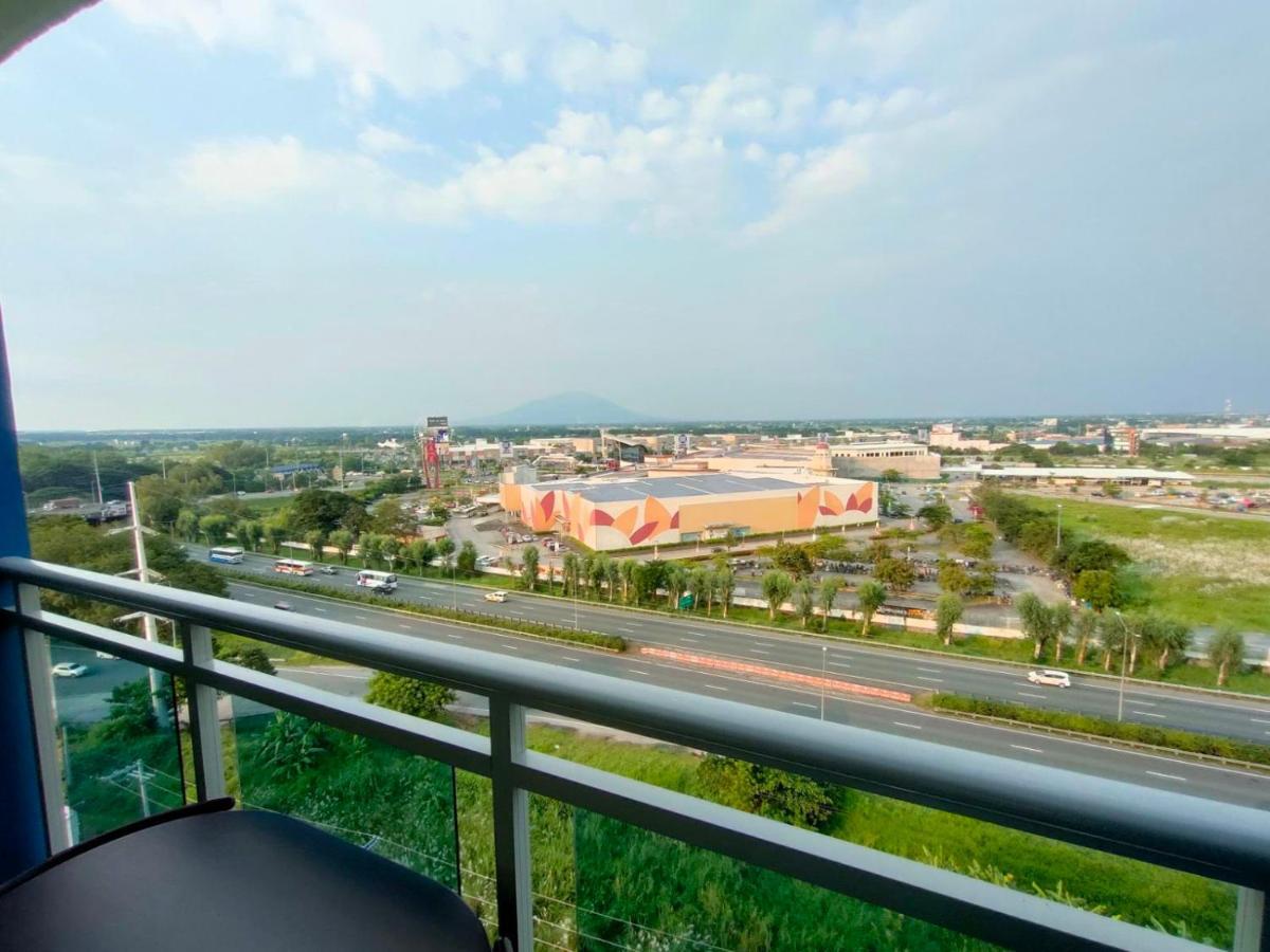 الشقق الفندقية The Aces Crib At Azure North Pampanga المظهر الخارجي الصورة