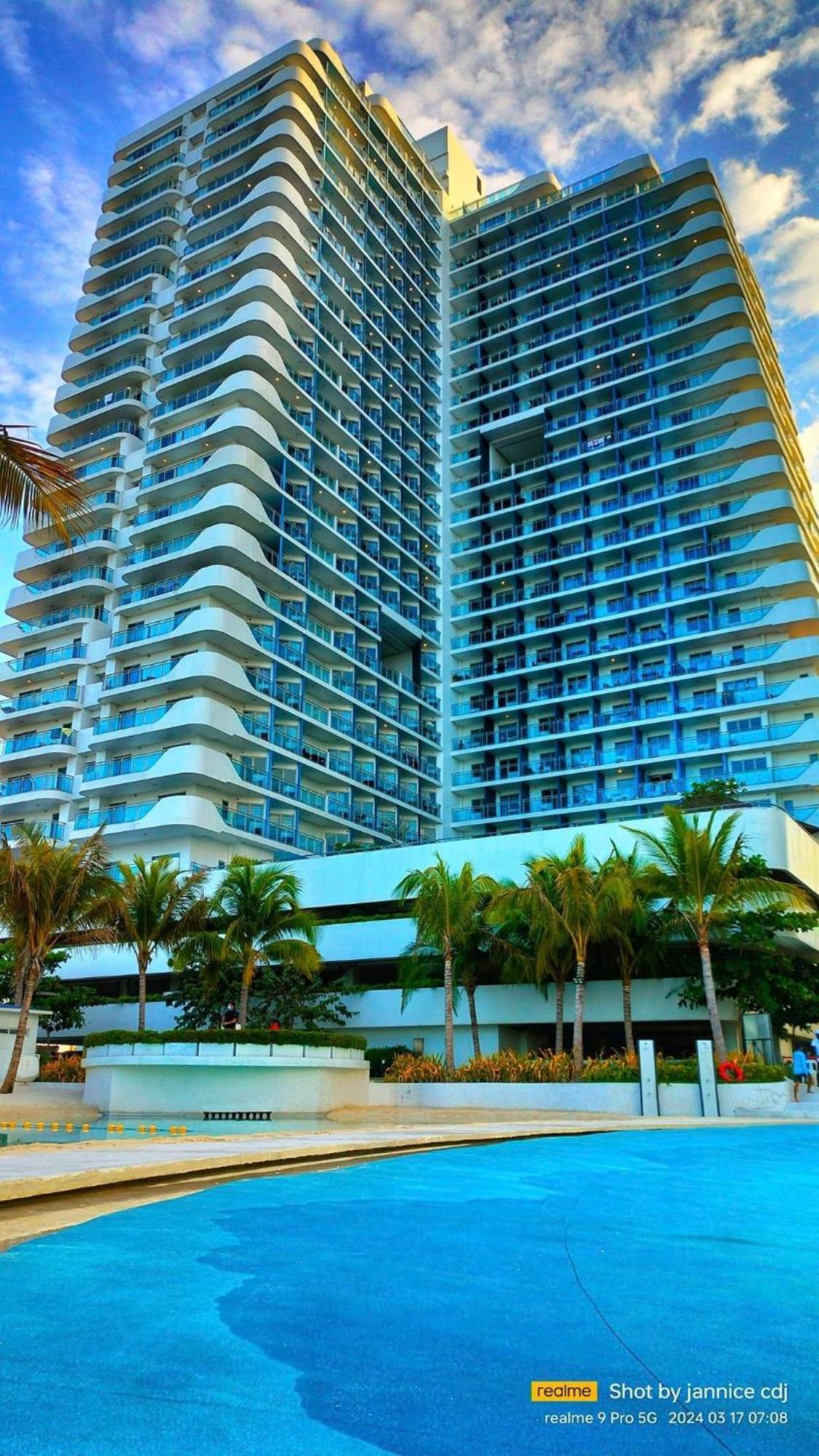 الشقق الفندقية The Aces Crib At Azure North Pampanga المظهر الخارجي الصورة